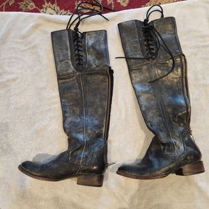 Freebird - Style is West, size 8